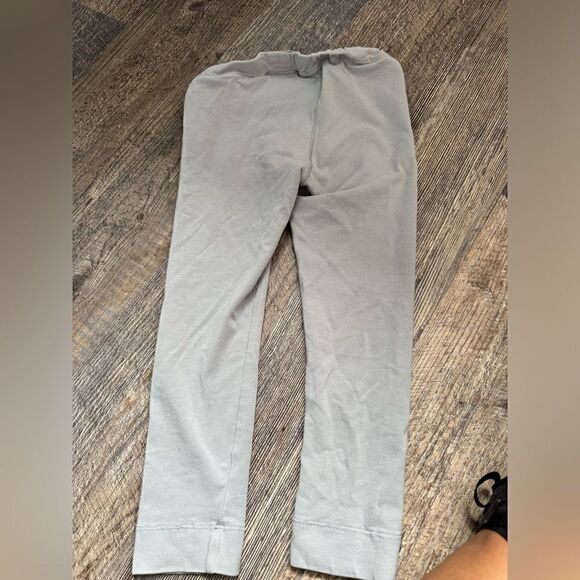 3T & 4T kid bundle shorts and leggings #15 - Picture 3 of 16